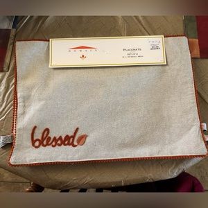 NWT FALL TABLE PLACEMATS SET OF 4